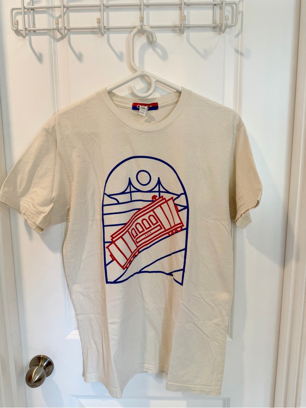 CULK  Cream Cotton Cable Car Graphic Short Sleeve T Shirt San Francisco Large